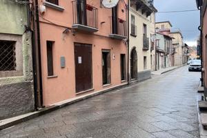 Locale uso ufficio/negozio