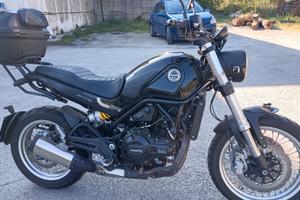 Benelli 500 trail