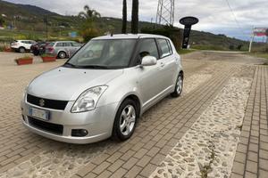 Suzuki Swift benzina