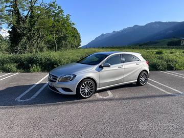 Mercedes-Benz A 180 Argento polare metallizzato