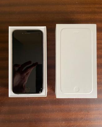 iPhone 6 grigio siderale 16 GB