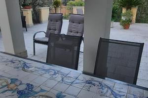 Quadrilocale ristrutturato, villetta