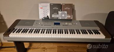 Pianoforte Digitale YAMAHA DGX-640 + MOBILE