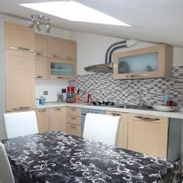 Cucina modulare angolare - 4.27mt x 1.37m