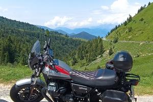 Moto Guzzi V9 - 2017