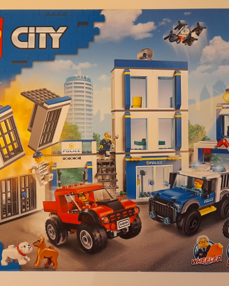 Lego city 60246 "Stazione di polizia"