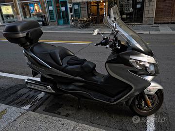 Suzuki Burgman 400