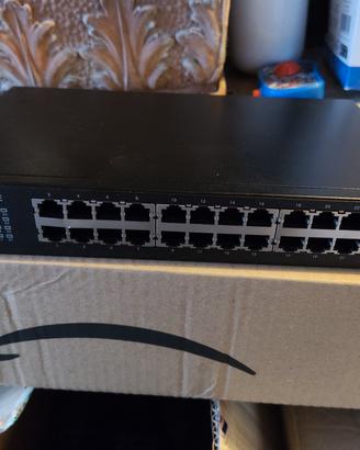 switchZyXEL GS1100-24E