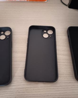 Cover iPhone 14 – 3 pezzi (silicone + grafiche)