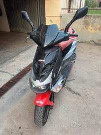 APRILIA SR50