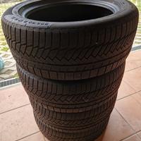 N° 4 gomme 225 50 R17 H XL - USATE