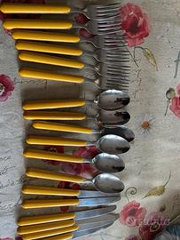 Set da 6 servizio di posate giallo inox