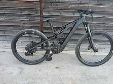 E-bike Specialized turbo levo alloy