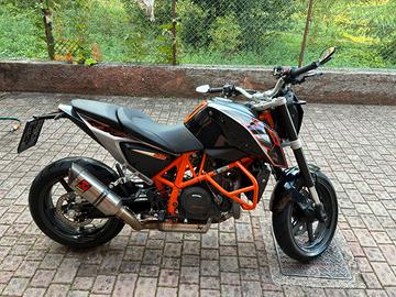 KTM Duke 690 2012 - depo a libretto - patente A2