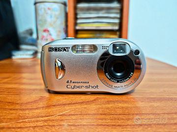 Fotocamera Vintage Sony Cyber-shot DSC-P41 4.1 Mp