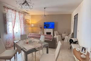 Ad. via f.m. briganti- 2 vani ristrutturato