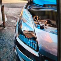 rinnova fari auto