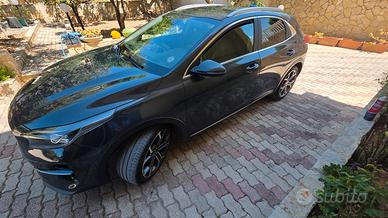 Kia Xceed 1.6 CRDI MHEV High Tech DCT 2020