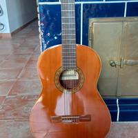 Chitarra classica Albambra