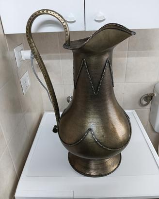 caraffa in ottone 55 cm 