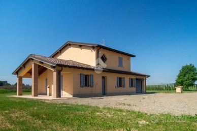 VILLA SINGOLA A MODENA