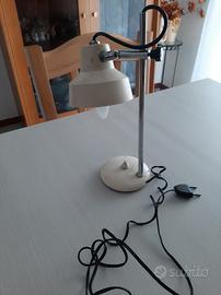 lampada da tavola  anni 70