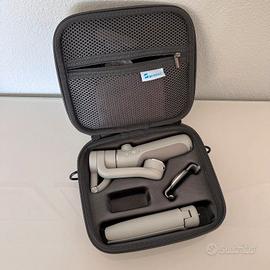 DJI OM 5 Stabilizzatore a 3 Assi per Smartphone