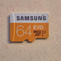 Scheda memoria Samsung micro SD da 64 giga EVO