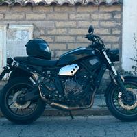Moto Yamaha XSR 700