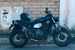 Moto Yamaha XSR 700