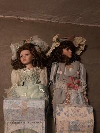 N 2 bambole in porcellana ( con custodia)