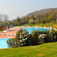 2 LOCALI A COSTERMANO