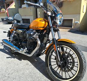 Moto Guzzi V9 Roamer