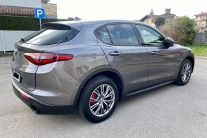 Alfa Romeo Stelvio 2.2 TD AT8 Q4 190cv anno 2022