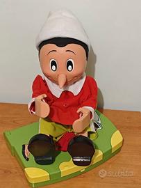 Pinocchio cantastorie