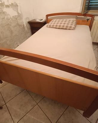 letto articolato per grandi obesi Vermeiren 