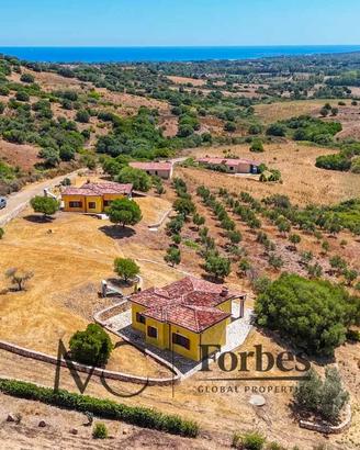 Siniscola | Capo Comino | Due ville di campagna in