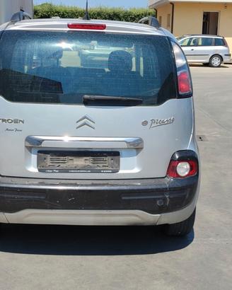 Portellone paraurti stop Citroen C3 Picasso 2009
