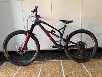 Nukeproof Mega RS mullet 2019 custom
