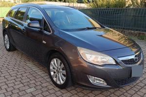 Opel Astra j