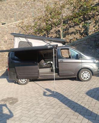 Minivan furgonato trattabile