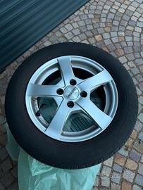 Cerchi in lega con pneumatici-spedizione inclusa