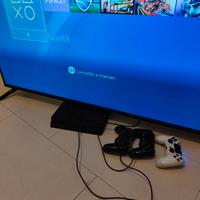 PS4 pro 500 GB, 3 controller, 20 giochi 