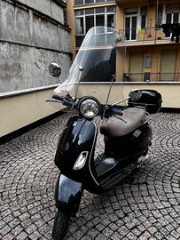 Vespa LX 125