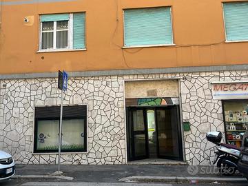 Negozio Roma [Via LatinaVCG]