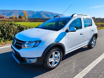 DACIA SANDERO STEPWAY G.P.L.-EURO 6B