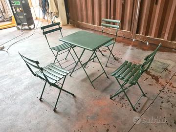 Subito Exnovo tavoli e sedie pieghevoli per