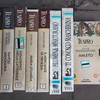 8 Videocassette VHS di film di teatro in italiano