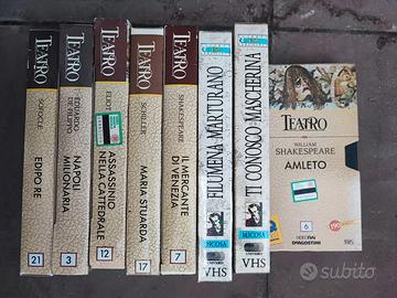 8 Videocassette VHS di film di teatro in italiano