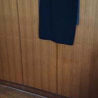 2 gonne in maglia pesante una griogio scuro ,una n